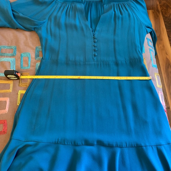 Chic short dress in turquoise blue - Picture 5 of 9